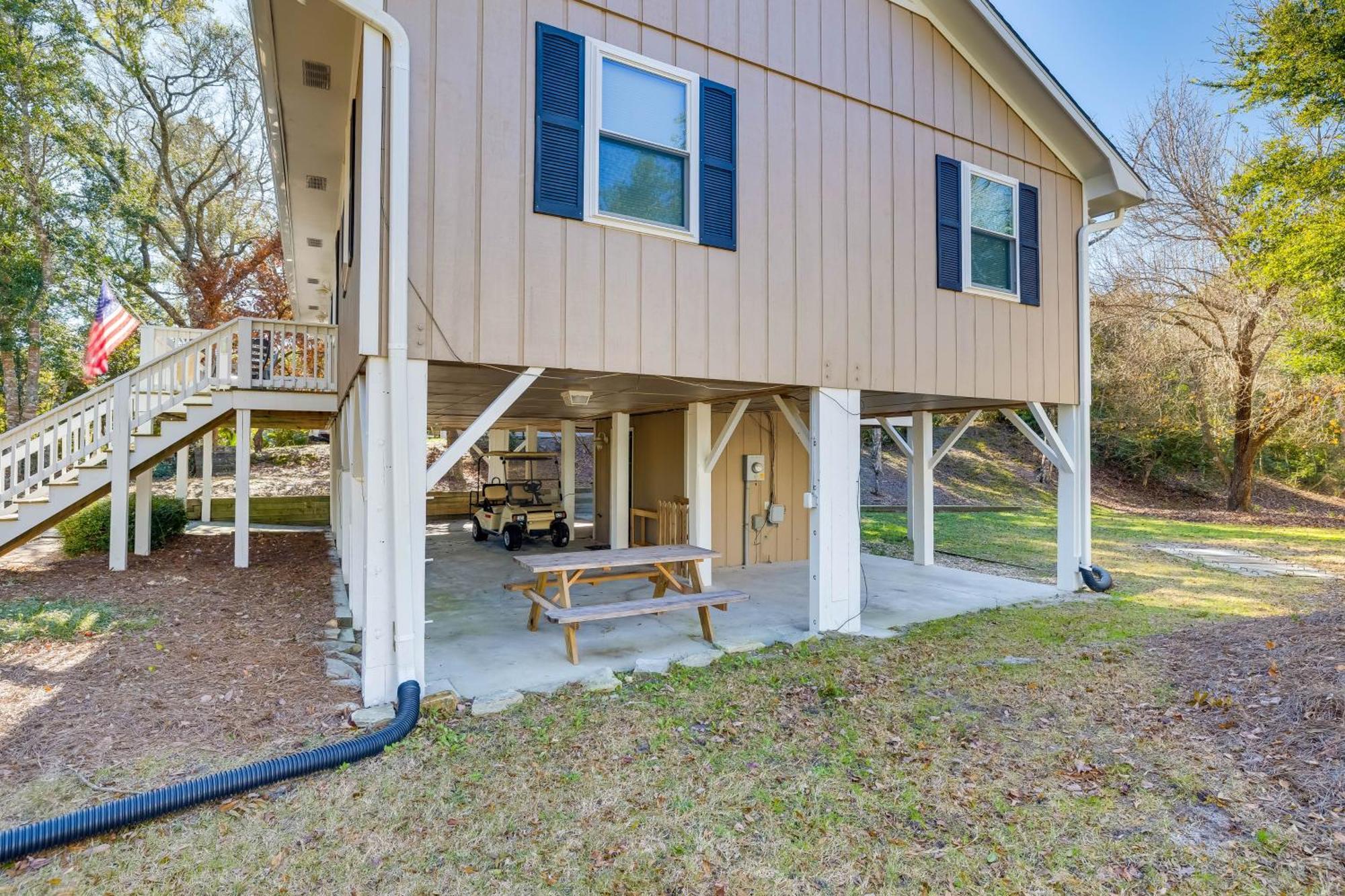 Lovely Emerald Isle Home, Walk To Beach! Buitenkant foto